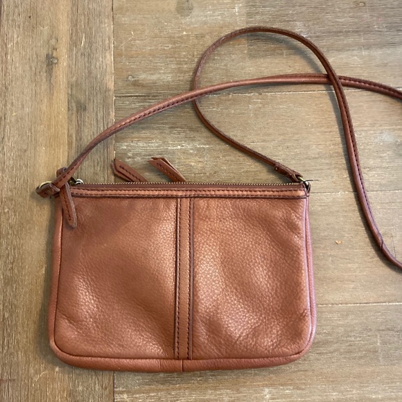 Fossil crossbody - Picture 2 of 3